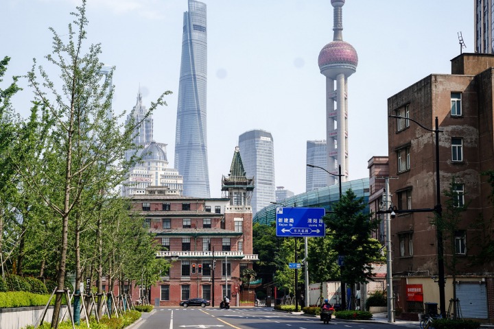 Applications for car permits required to leave Shanghai