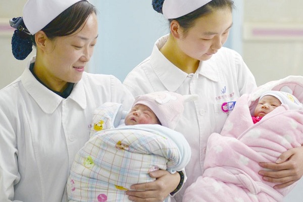 Maternal, infant mortality rates in China drop to historic low