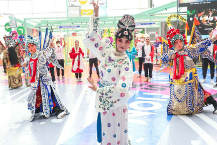 Celebration of Hong Kong's return staged in Beijing