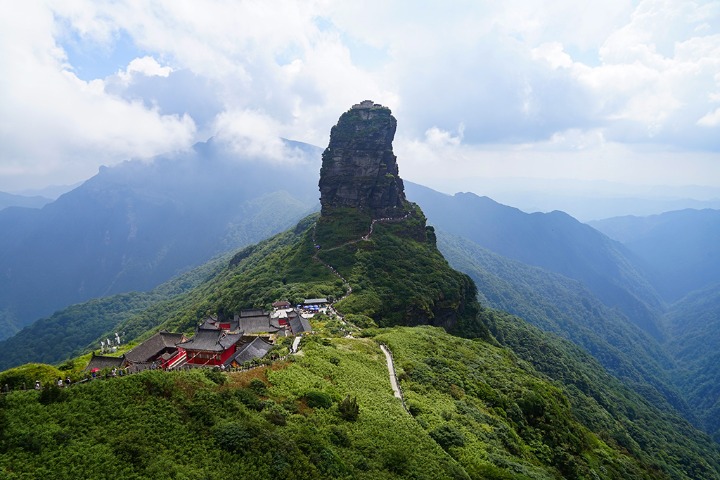 Mount Fanjing shrouded in the mist