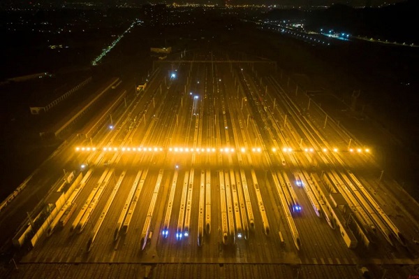 Guangzhou South Station. [PhotoGuangzhou Daily].jpg