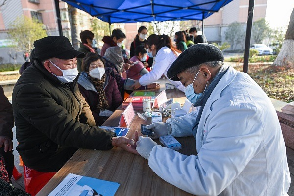 Special teams pitch in to fight virus in Zhejiang