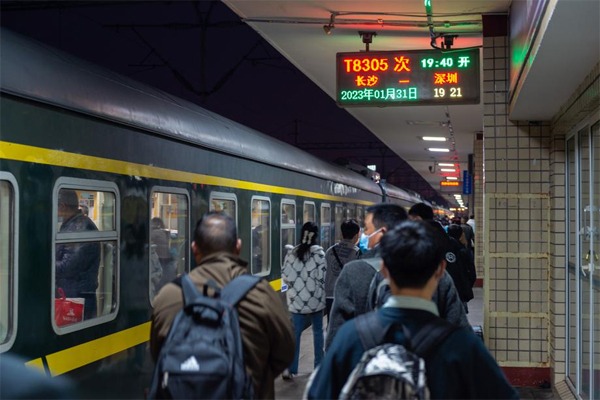 Passengers load up the rails in Guangdong