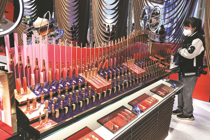 International makeup companies get inspiration from Chinese aesthetics