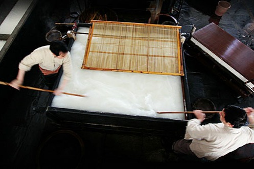 Traditional handicrafts of making Xuan paper