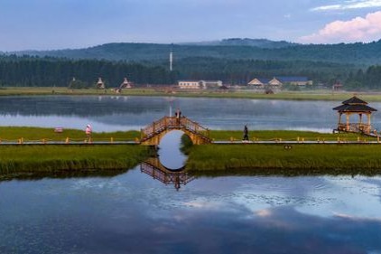 Autumn scenery dazzles at Hebei's Qixing Lake