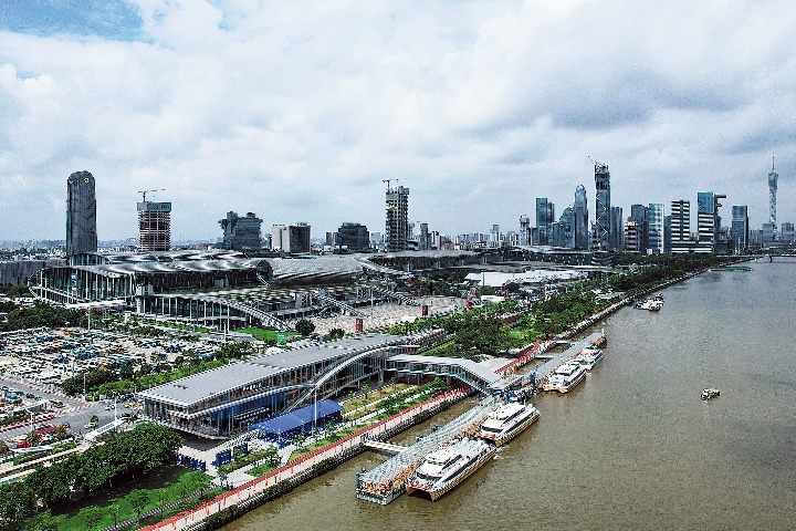 New ferry links urban Guangzhou with HK