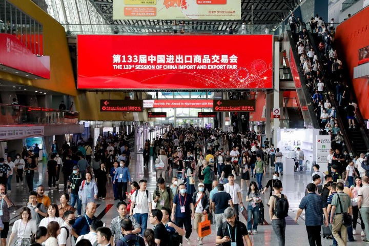 Italian businessman sees bright future at Canton Fair