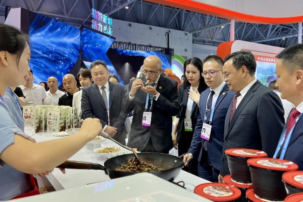 Major trade event kicks off in Chongqing