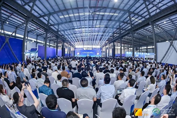 Smart energy meeting opens in huge workshop