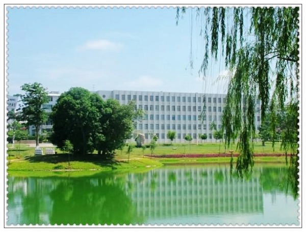 广东海洋大学教学楼.jpg