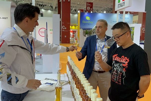 International grape, wine expo opens in Ningxia