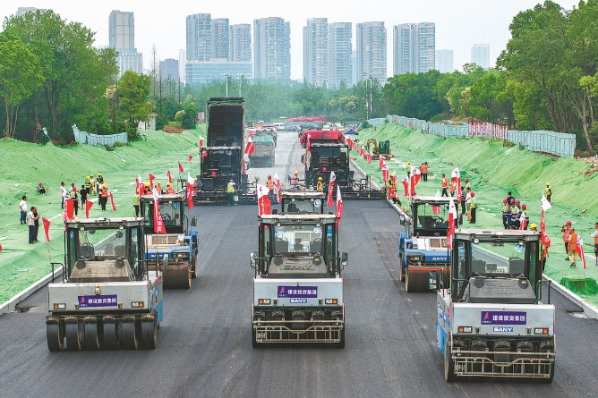 Nation presses the accelerator on driverless vehicles