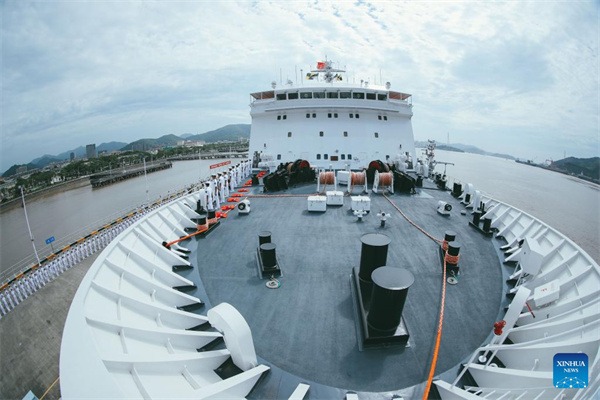 Chinese naval hospital ship sets sail for humanitarian mission