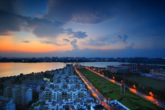 Tangxun Lake