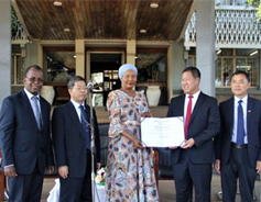 NGO in Shanxi donates medical supplies to Malawi