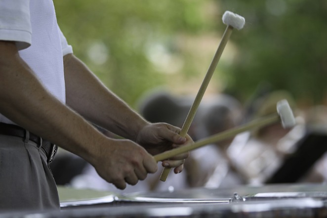 Senior musicians lure crowds in Harbin