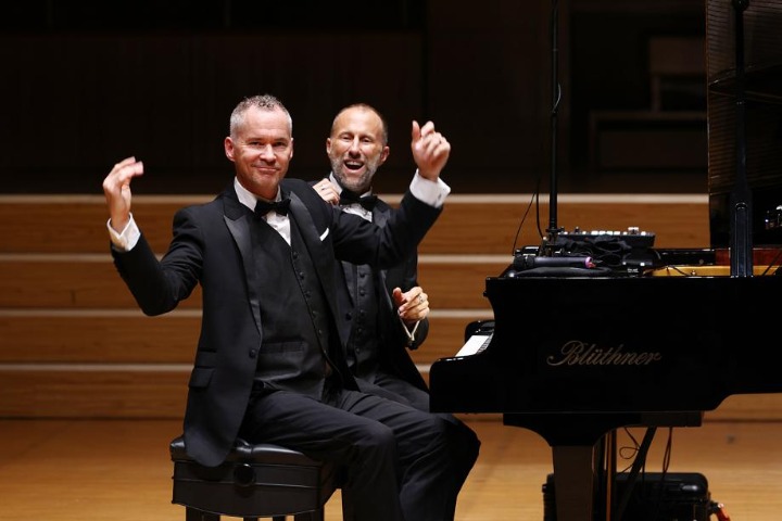 Piano duo key into popularity