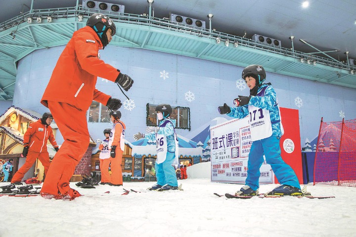 China's ice-snow economy warms up, cools heatwave