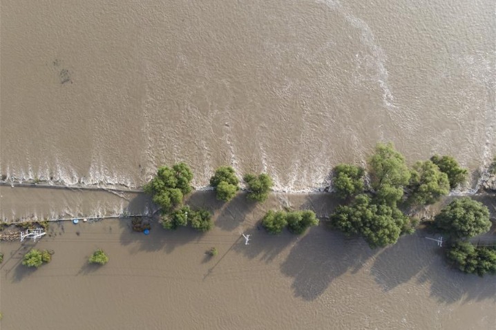 China steps up flood control work in North, Northeast China