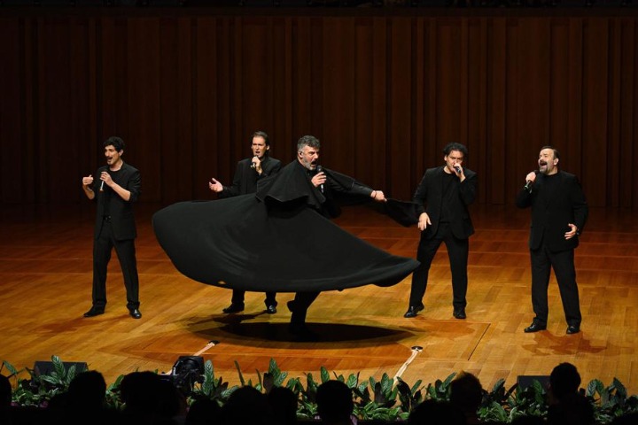 Spanish cappella ensemble back in China