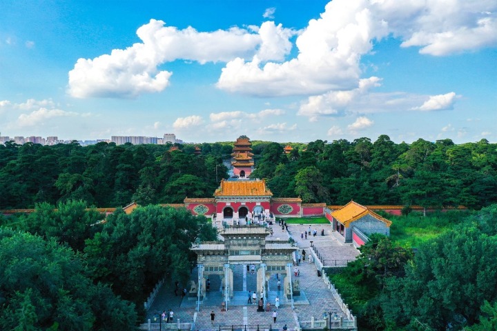 Stunning autumn scenery at Beiling Park in Shenyang