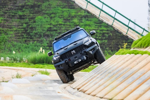 Off-road brand M-Hero opens tech park in Wuhan