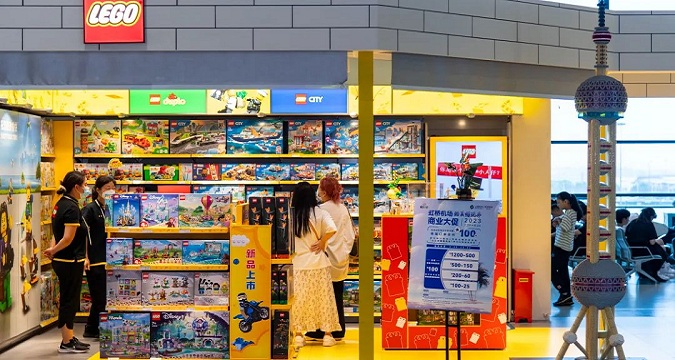 Shanghai Hongqiao airport promotes summer consumption