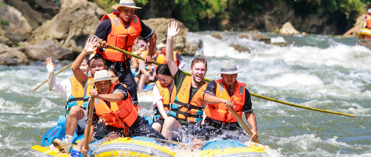 Expats explore diverse charms of enchanting Guizhou