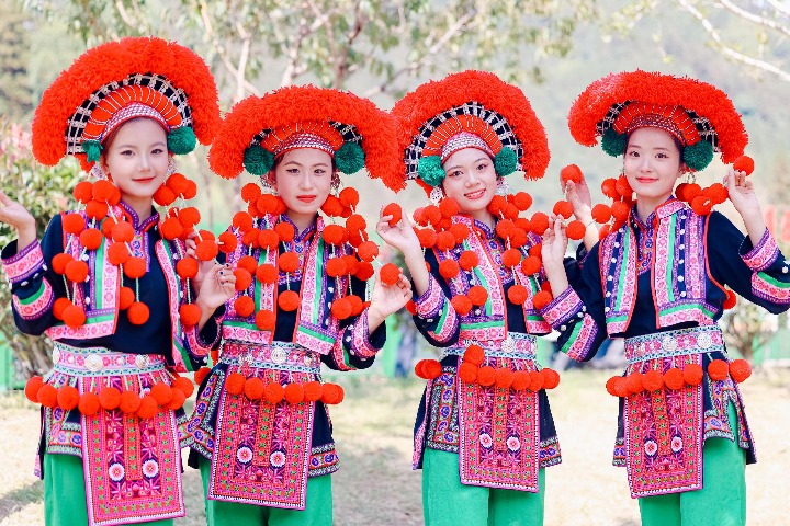 Pingbian Miao autonomous county marks 60th anniversary