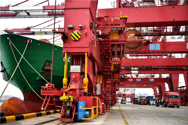 Qingdao Port opens second African container route this year