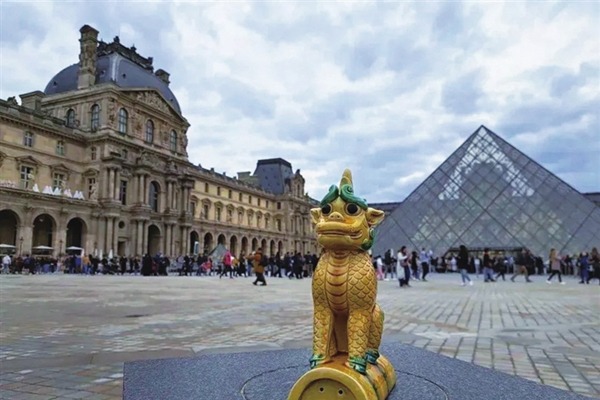 Shanxi glaze artworks catch France's eye