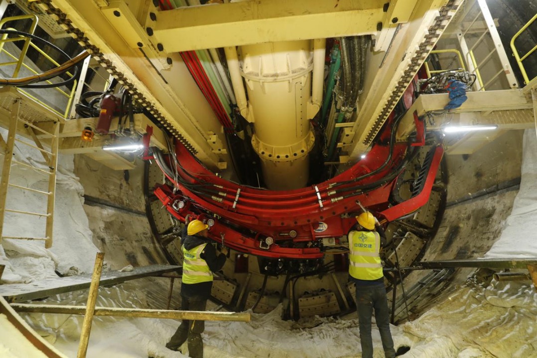 Beijing-Hebei subway line takes shape as construction reaches key milestone