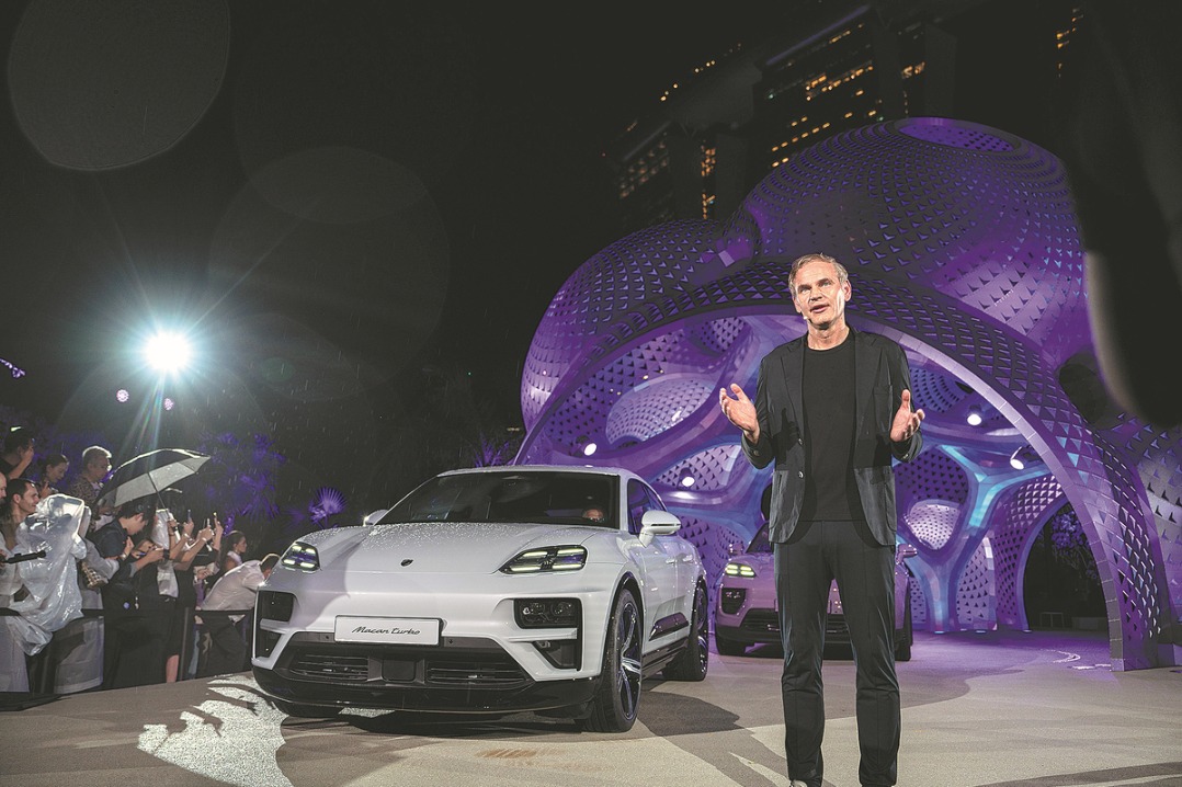 Presales of all-electric Macan begin