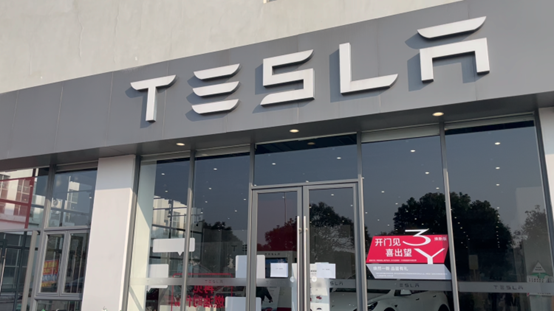 Adrian Hamczyk: Polish engineer's rise at Tesla Shanghai