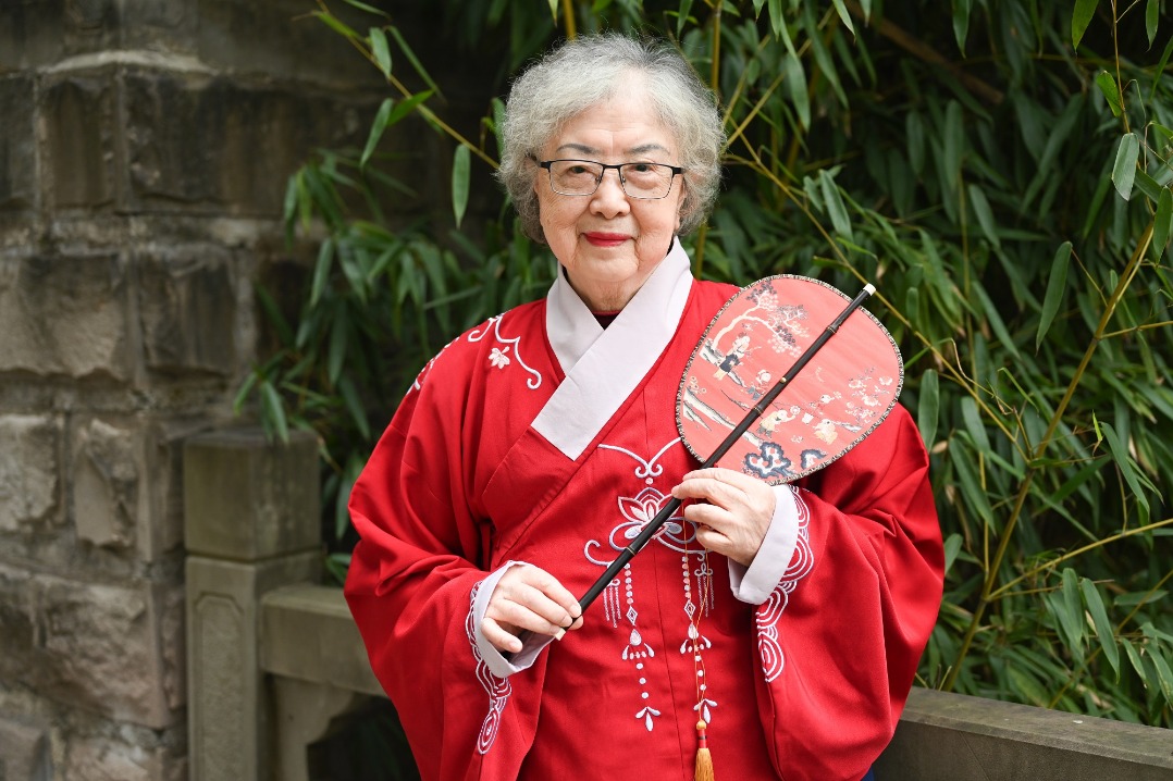 Portraits of elderly women capture rare beauty