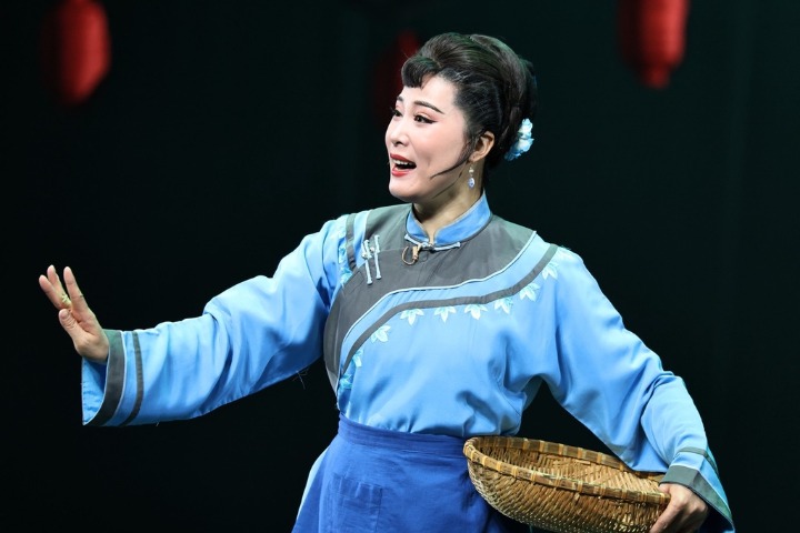 Huangmei Opera 'Blessing' meets audience in Nantong | www ...