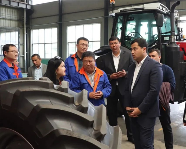 Russian business delegation explores Zibo's development