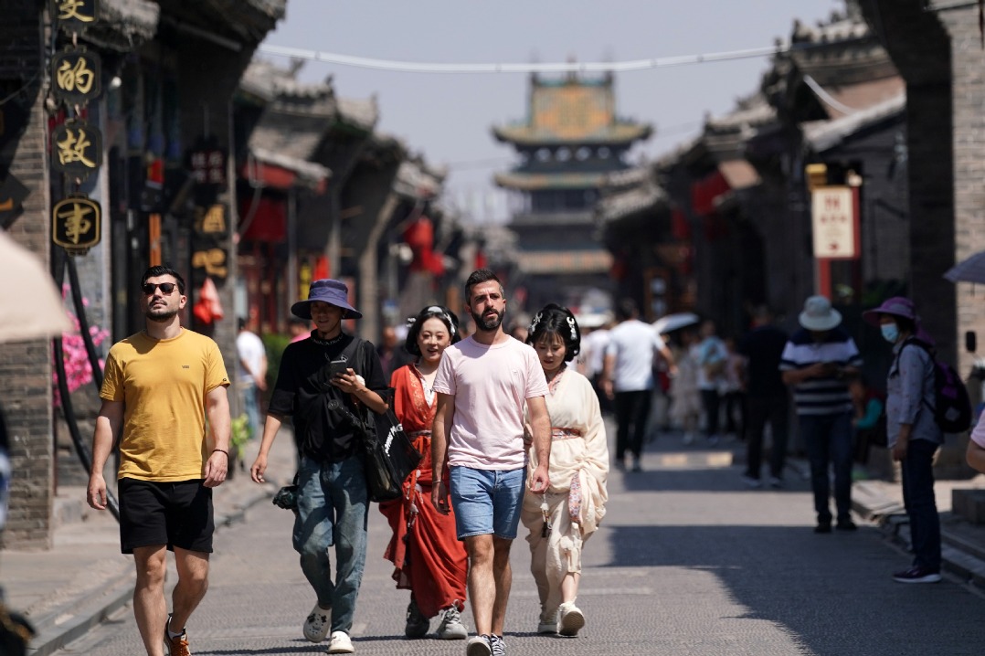 China eases int'l travel to meet outbound tourism demand