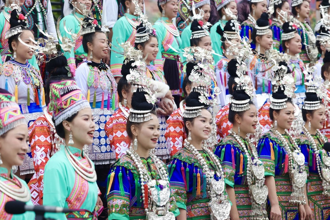 Over 3,000 participants mark China Tourism Day in Guizhou