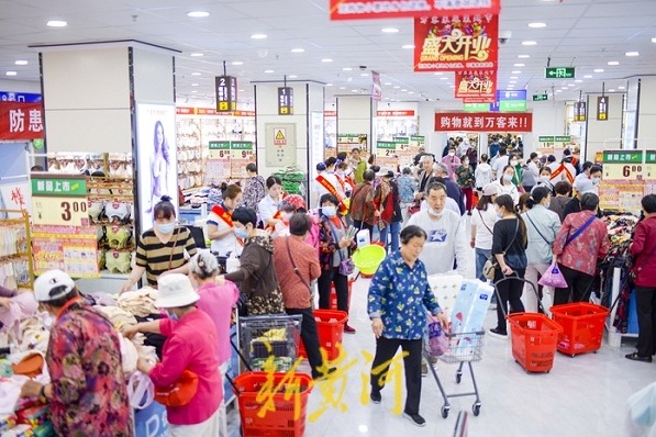 Famous mall in Jinan sports new look