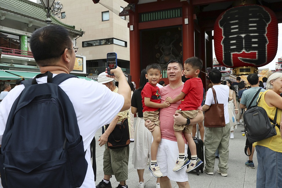 Top 10 countries attracting Chinese tourists during upcoming summer vacation
