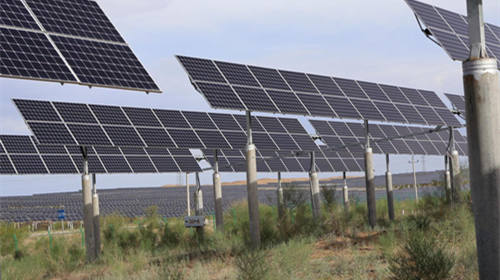 Ordos erects 'Solar Great Wall' to combat desertification