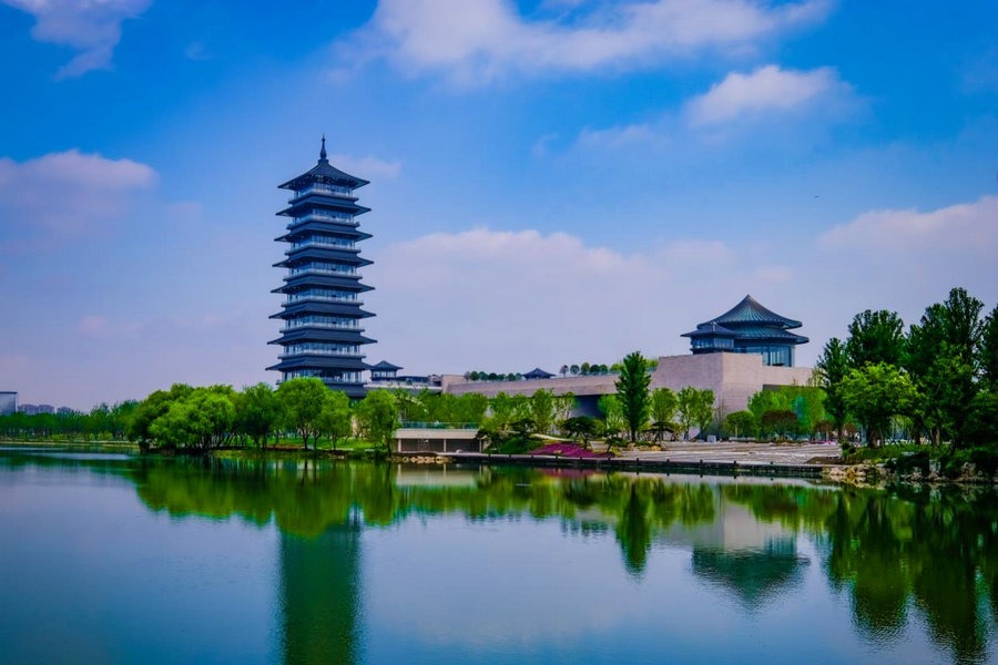 Meet Yangzhou, where the Grand Canal begins