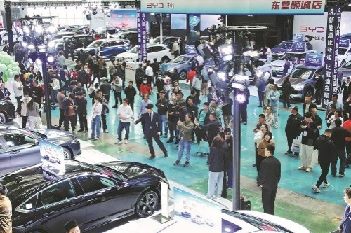 China's auto sector registers growth momentum in H1