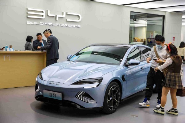 Cambodian PM welcomes Chinese EV giant BYD's plan to open automotive assembly plant in kingdom