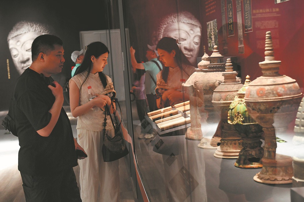 Silk Road exhibition in Xi'an displays ancient Sino-Central Asian ties