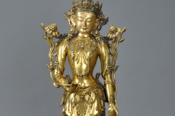 Large gilt bronze Avalokitesvara statue from Qinghai