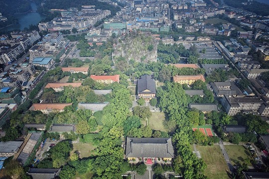 Guilin Solitary Beauty Peak·Prince City Scenic Area (5A)