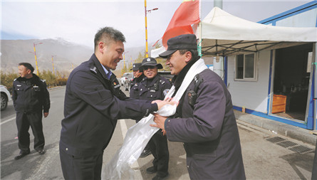 Decades-long support fuels growth of Lhasa